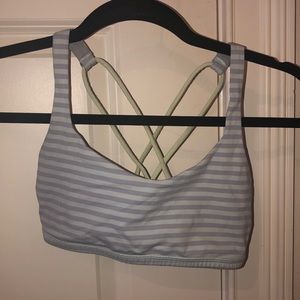 lululemon size 4 sports bra